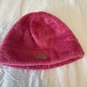 Girls North Face beanie